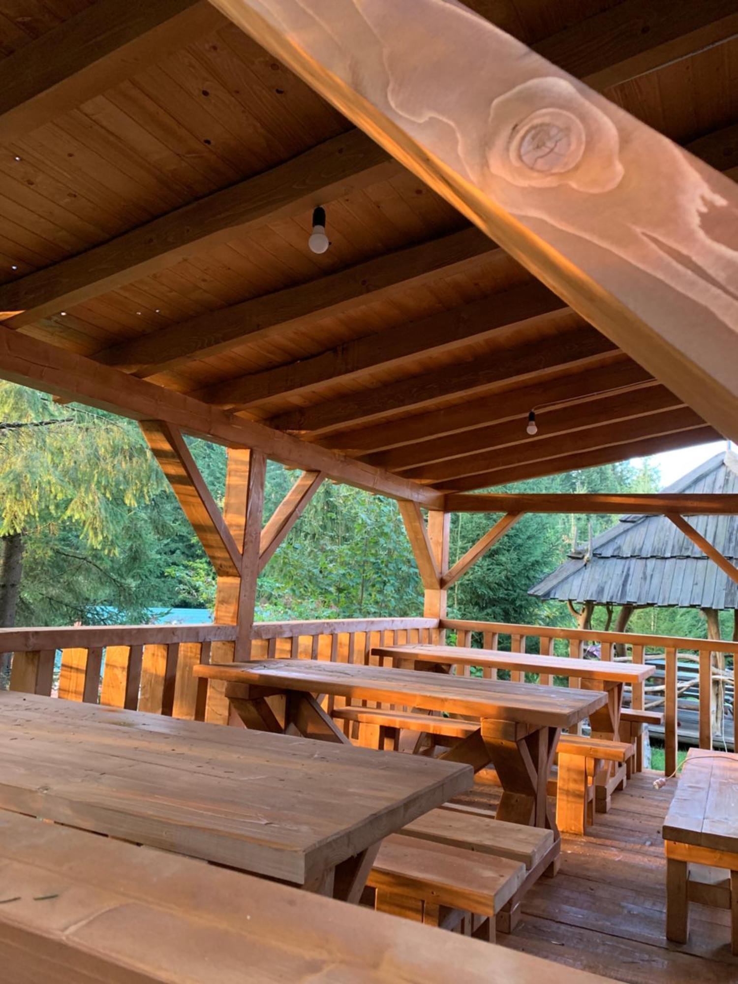Hotel Novoe Shale Yablunytsya Εξωτερικό φωτογραφία
