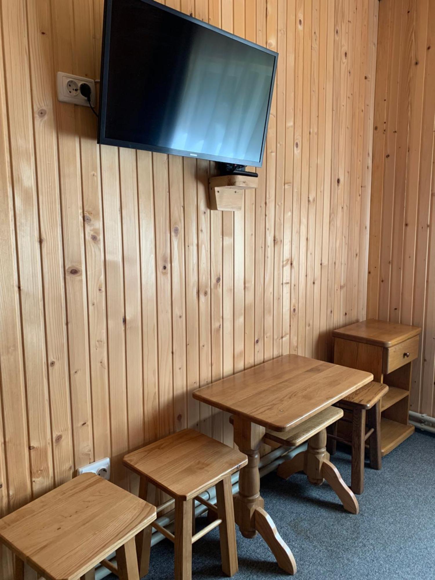 Hotel Novoe Shale Yablunytsya Εξωτερικό φωτογραφία