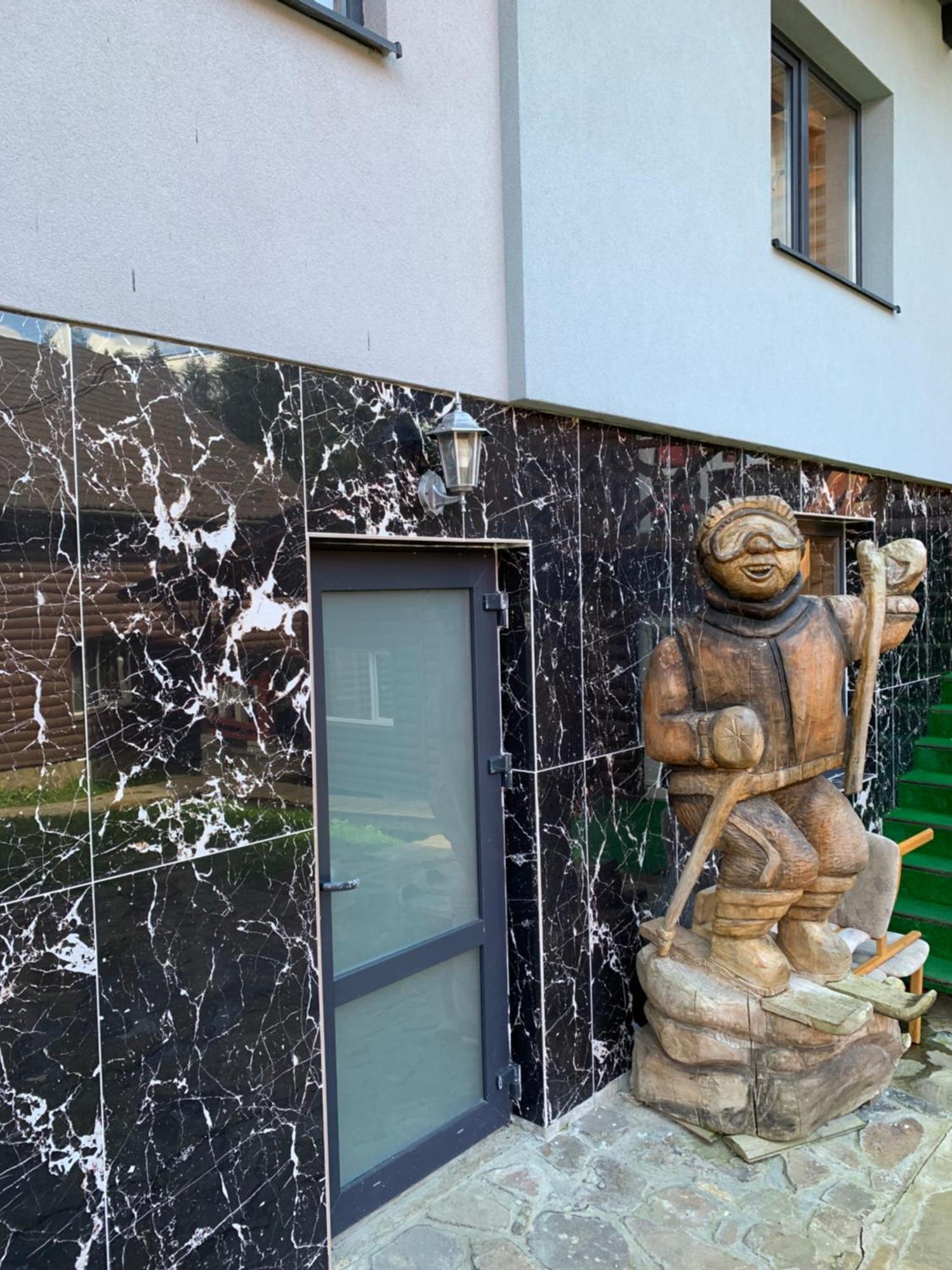 Hotel Novoe Shale Yablunytsya Εξωτερικό φωτογραφία